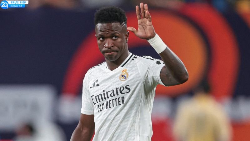 vinicius-doi-luong-hon-mbappe-2