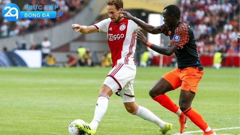 truc-tiep-bong-da-ajax-cach-theo-doi